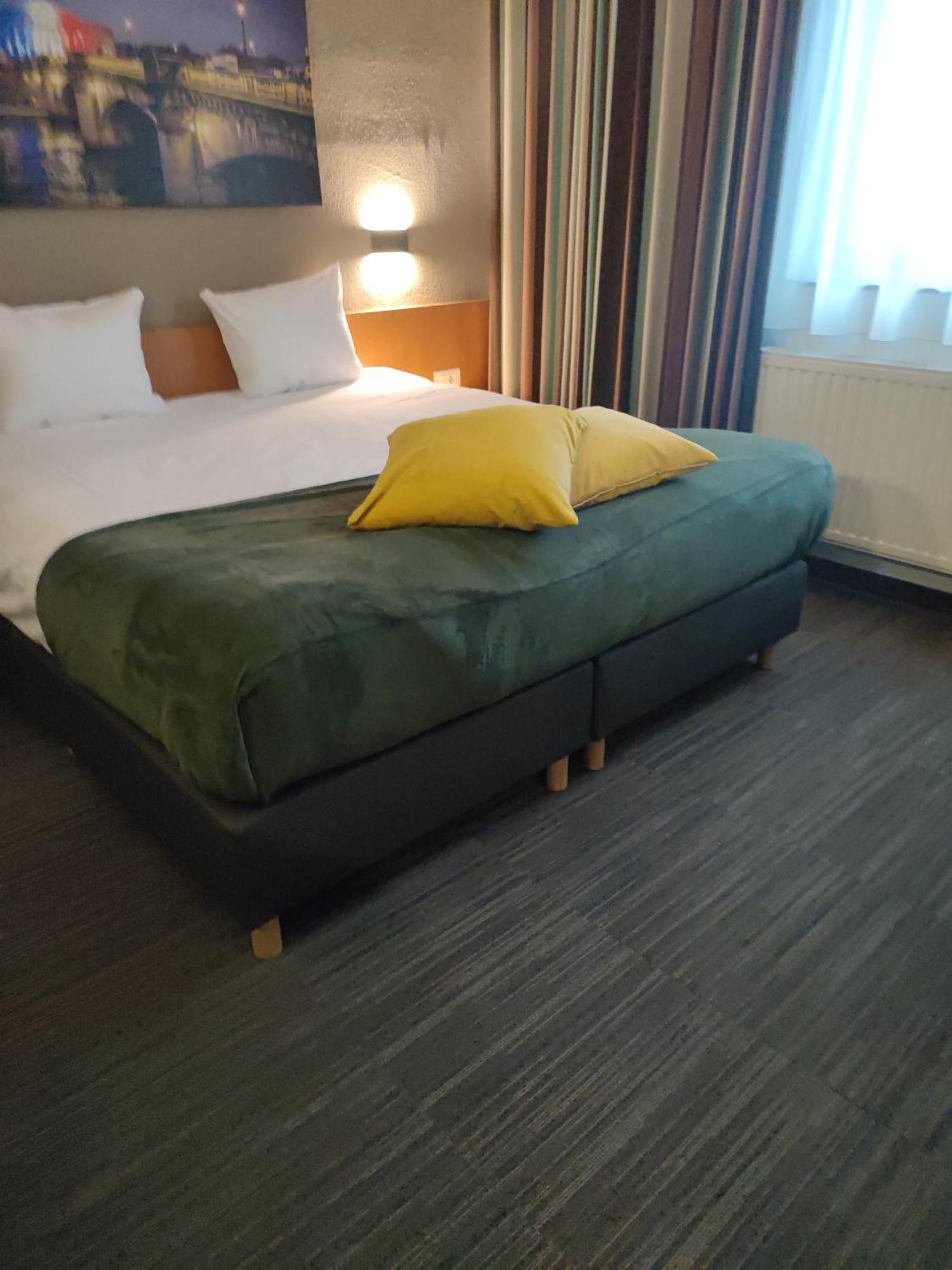 Hobbit Hotel Brussels Airport زافنتم المظهر الخارجي الصورة