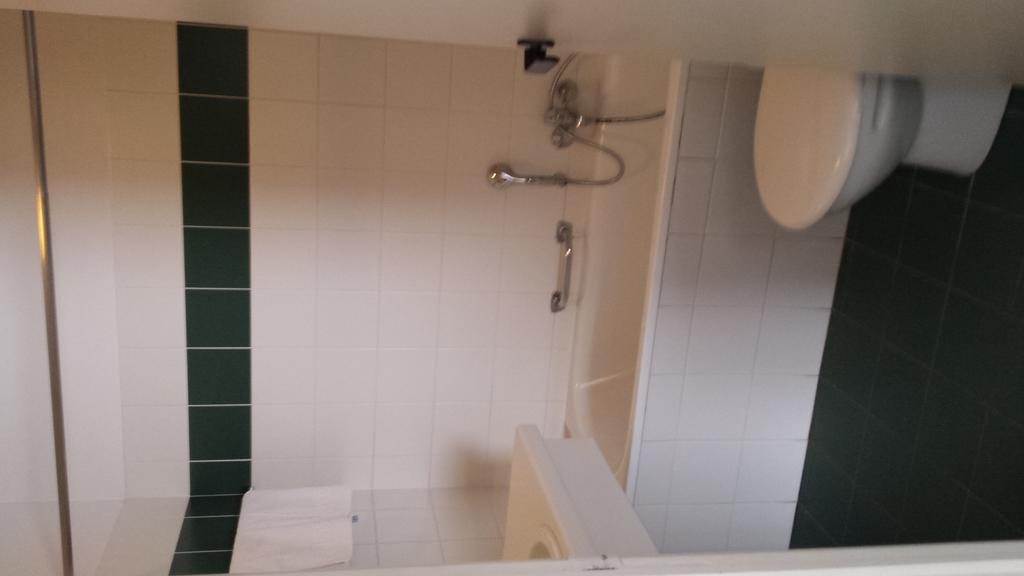 Hobbit Hotel Brussels Airport زافنتم المظهر الخارجي الصورة