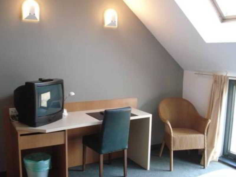 Hobbit Hotel Brussels Airport زافنتم المظهر الخارجي الصورة