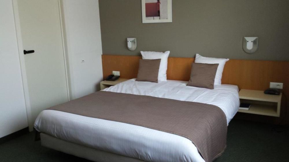 Hobbit Hotel Brussels Airport زافنتم المظهر الخارجي الصورة
